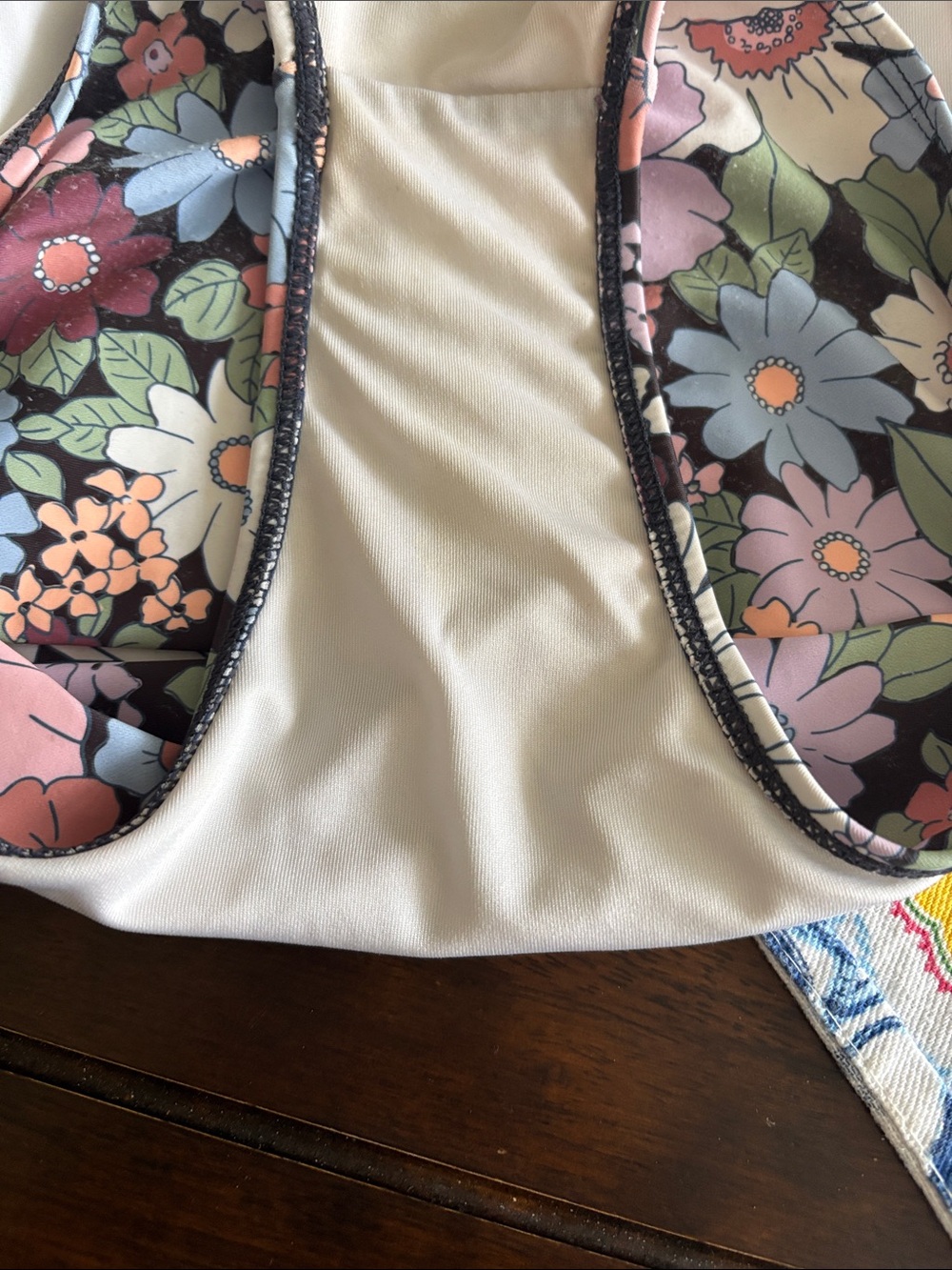 Bathing suit - Picture 2 of 5